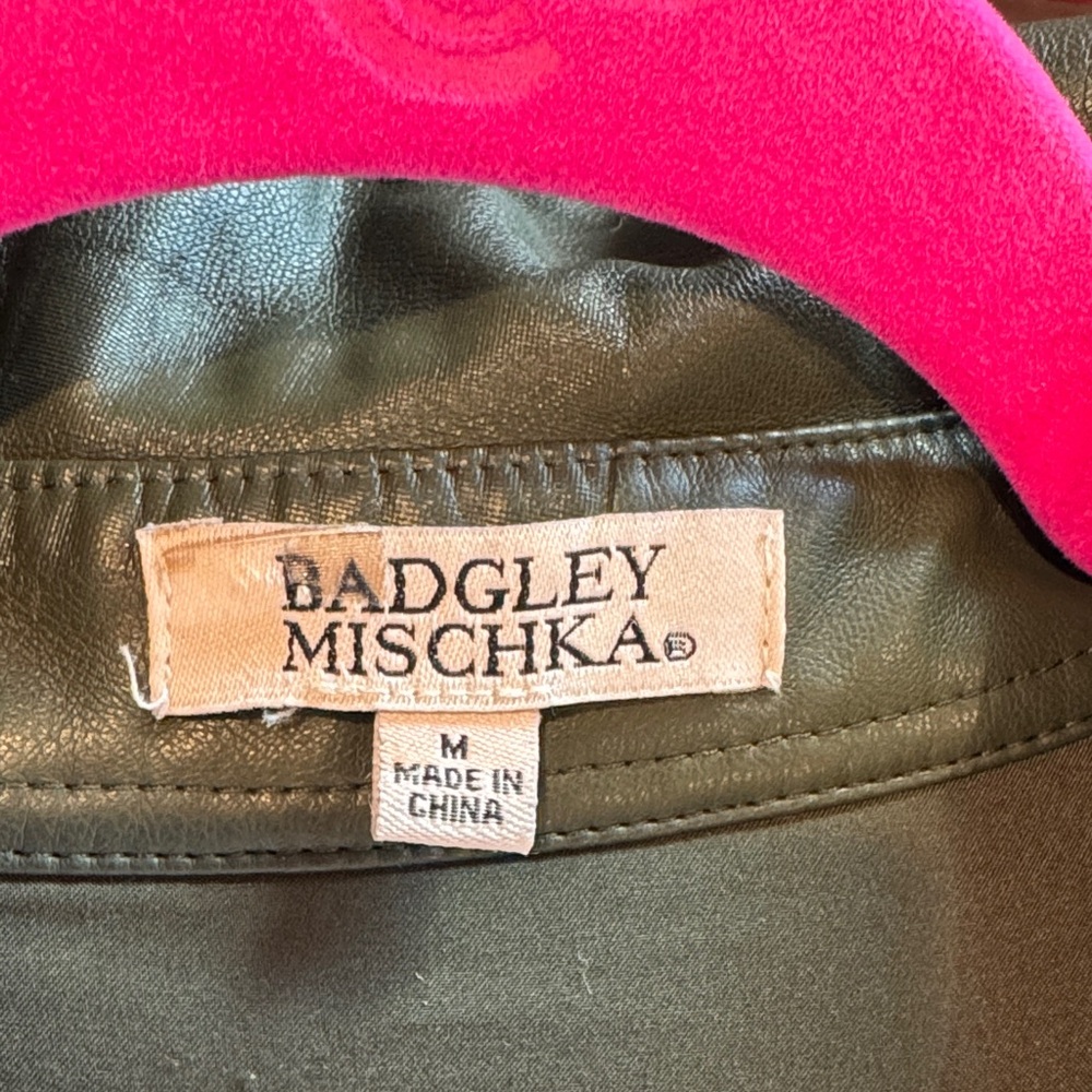 Badgley Mischka Gigi Oversized Olive Vegan Leather Button-Up Shirt Jacket M - Picture 2 of 4